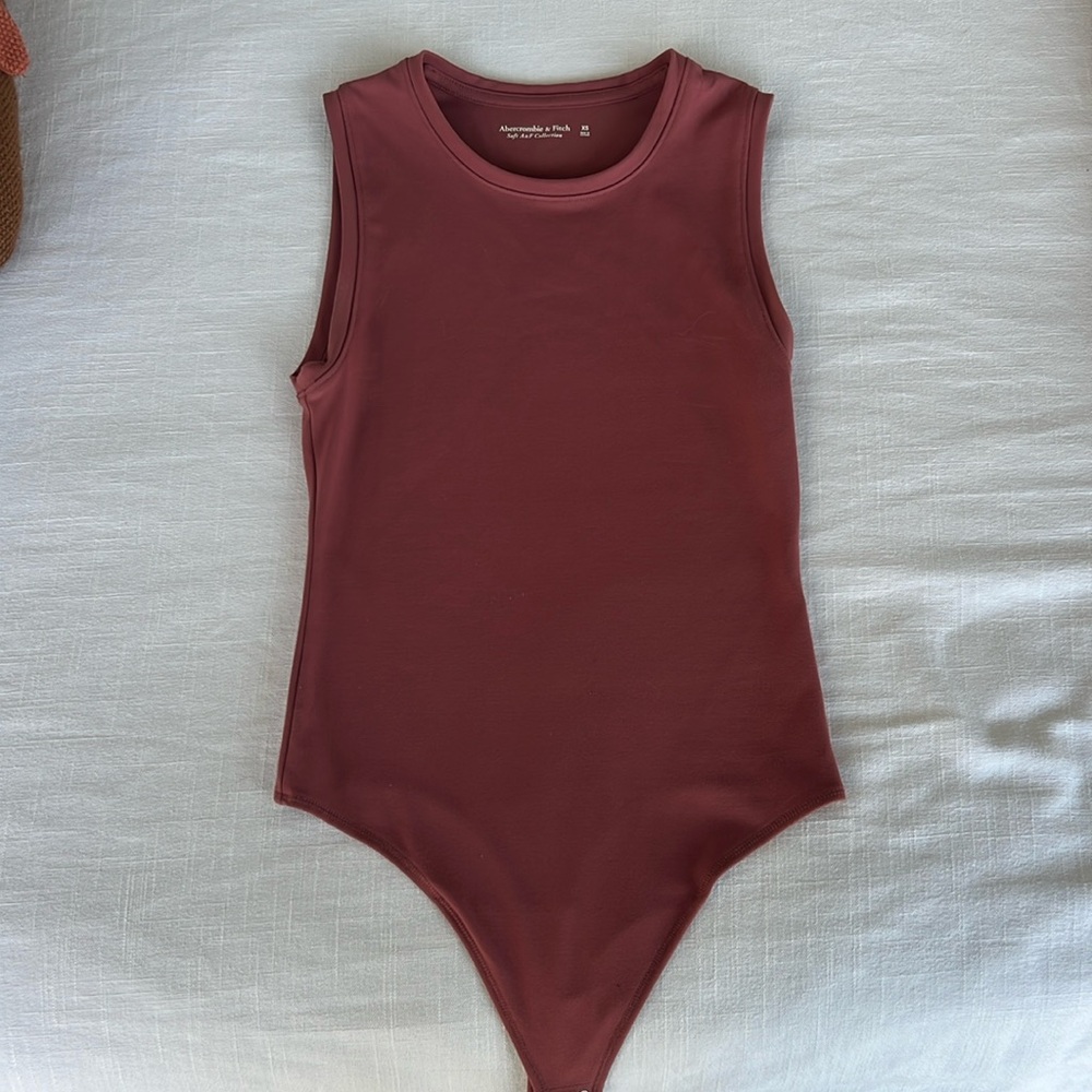X small abercrombie bodysuit